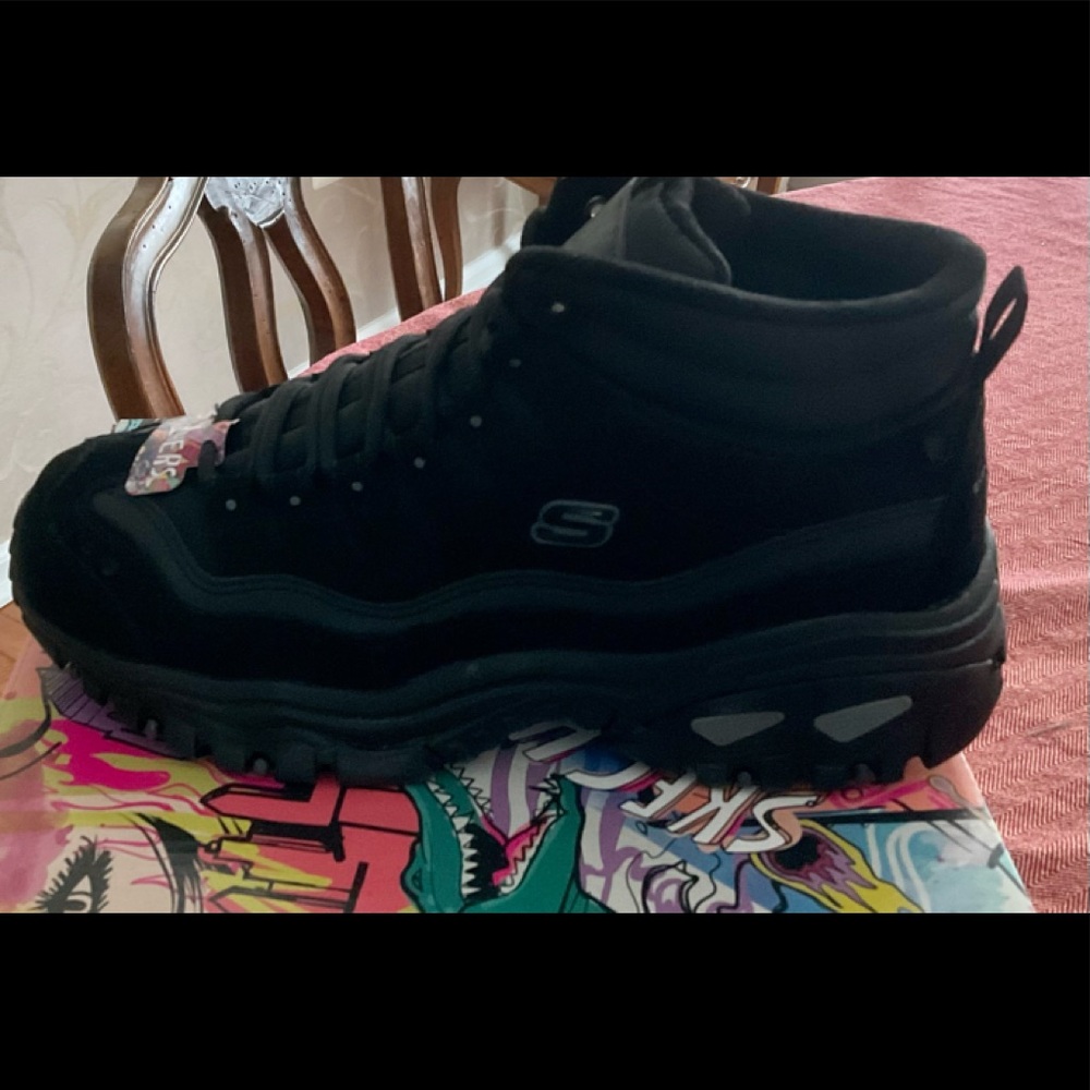 Sketchers athletic sneaker